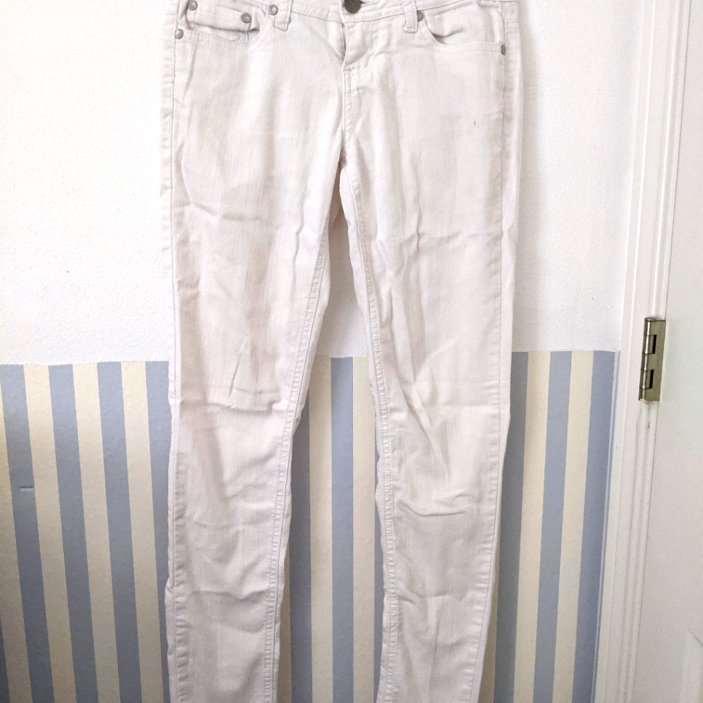 Skinny jeans